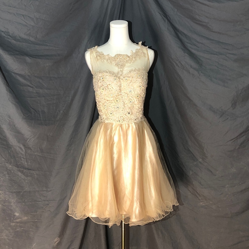 Prom Vintage Formal Cocktail A-Line Party Cream Dress Size Medium Large